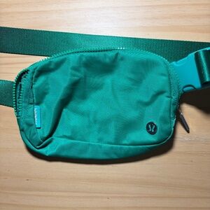Lululemon belt bag